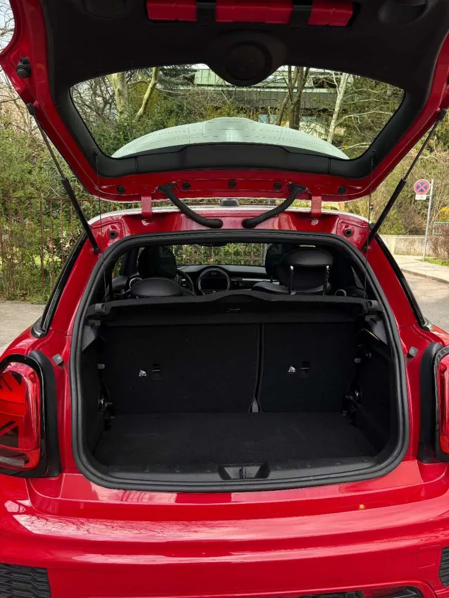 Mini Cooper S 2018 photo 3