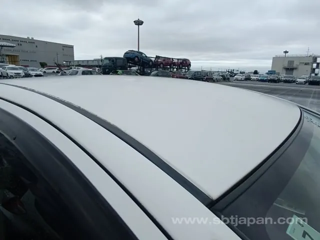Toyota Vitz 2015 photo 5