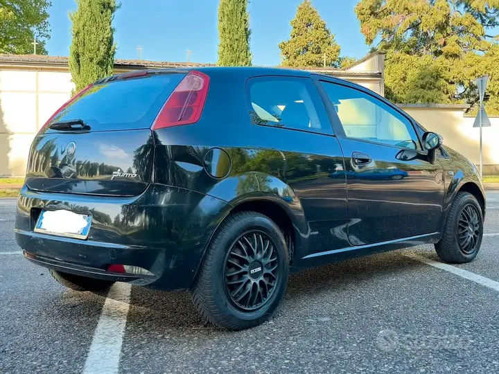 Fiat Grande Punto 2007 photo 5
