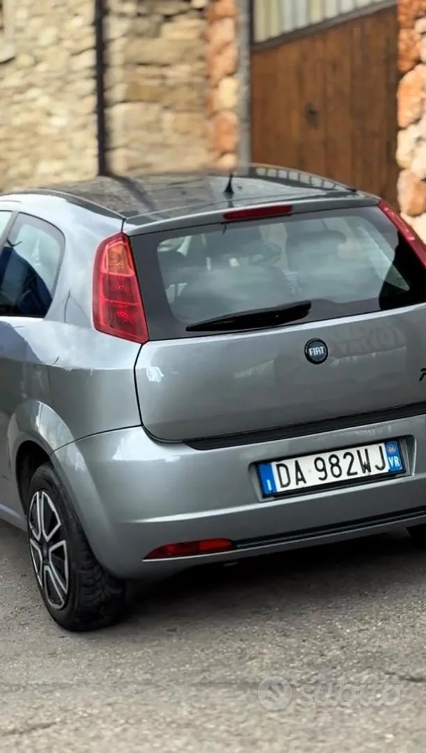 Fiat Grande Punto 2006 photo 3