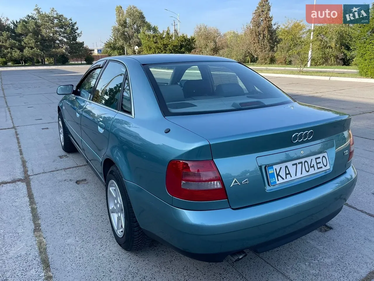Audi A4 2000 photo 5