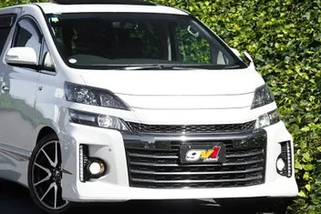 Toyota Vellfire 2013 photo 4