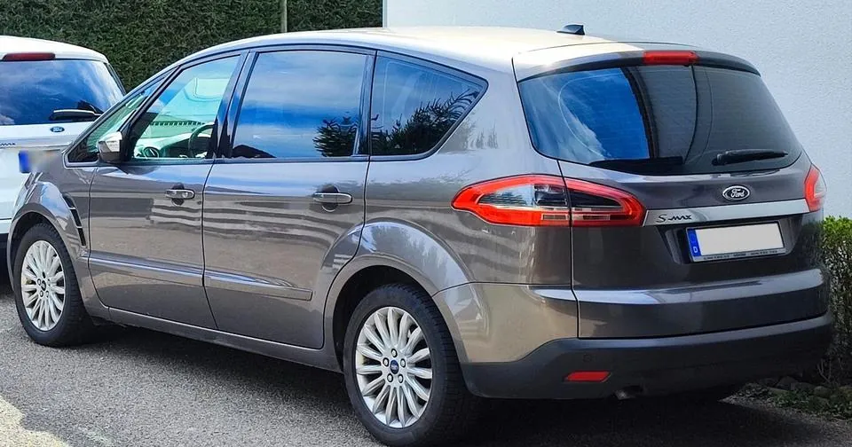 Ford S-Max