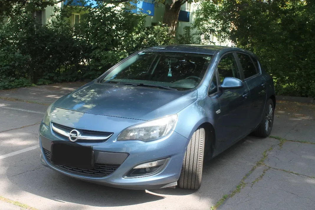 Opel Astra 2015 photo 3