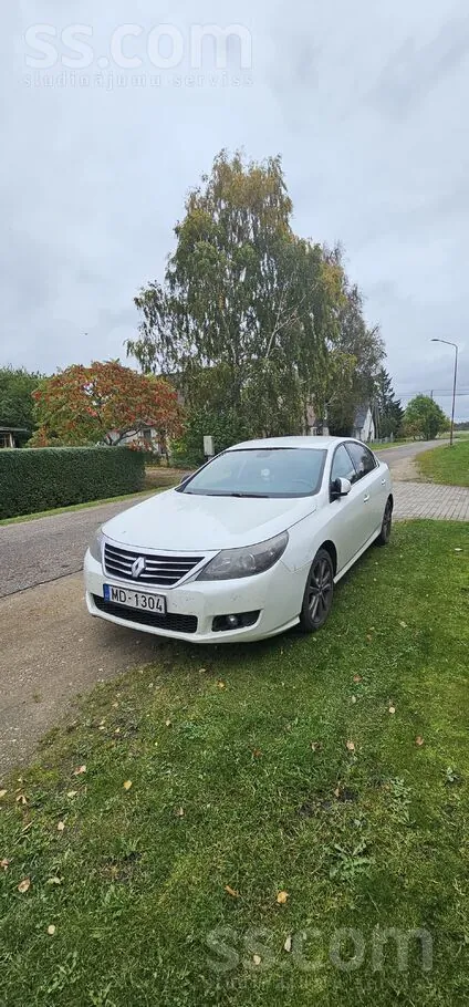 Renault Latitude