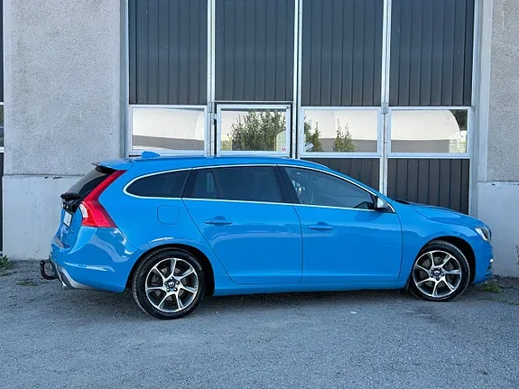 Volvo V60 2014 photo 4
