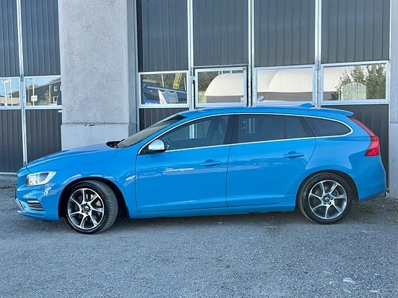 Volvo V60 2014 photo 2