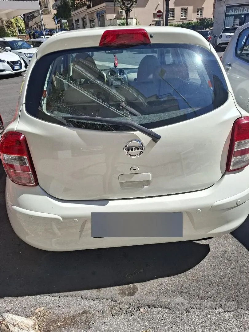 Nissan Micra 2011 photo 3