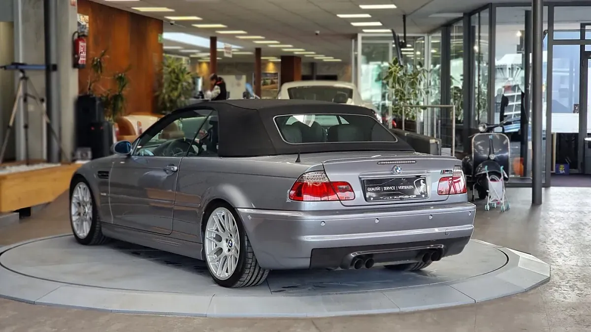 BMW 3 Series 2004 photo 3
