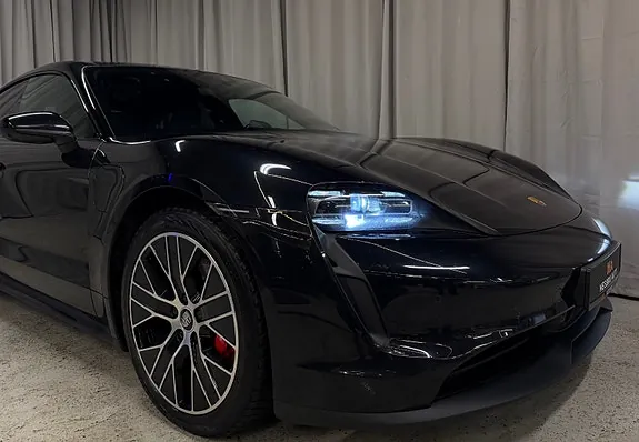 Porsche Taycan 2021 photo 4