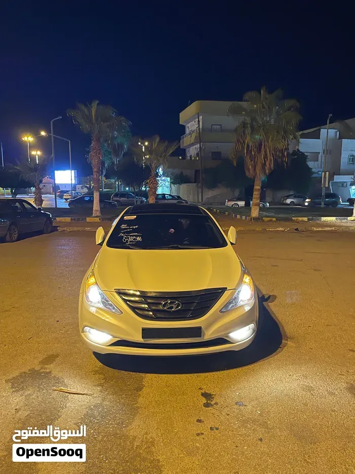 Hyundai Sonata 2012 photo 2