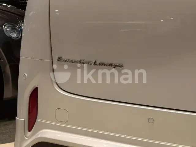 Toyota Alphard 2024 photo 5