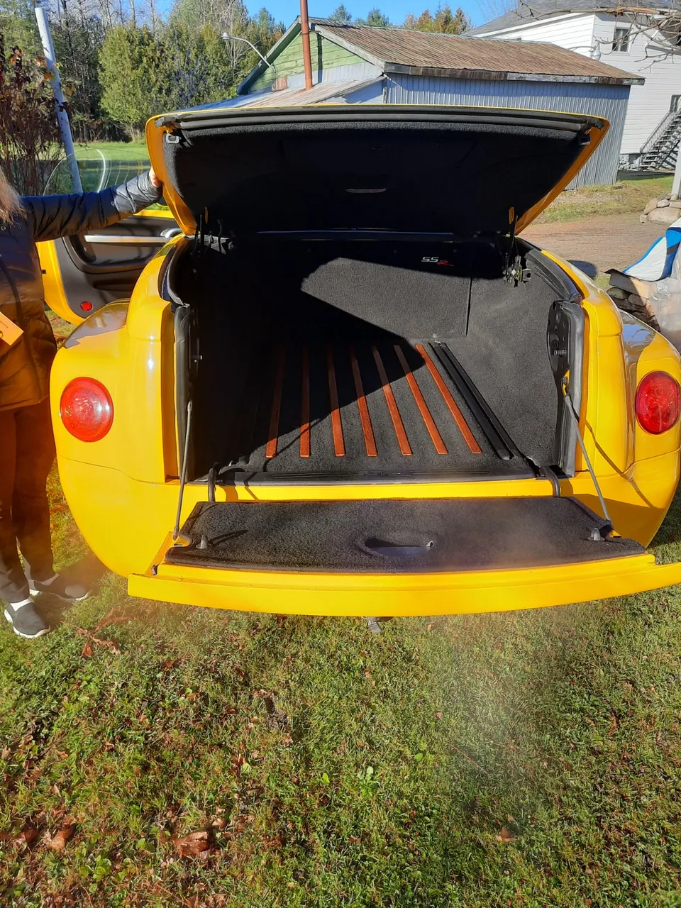 Chevrolet Ssr 2003 photo 4