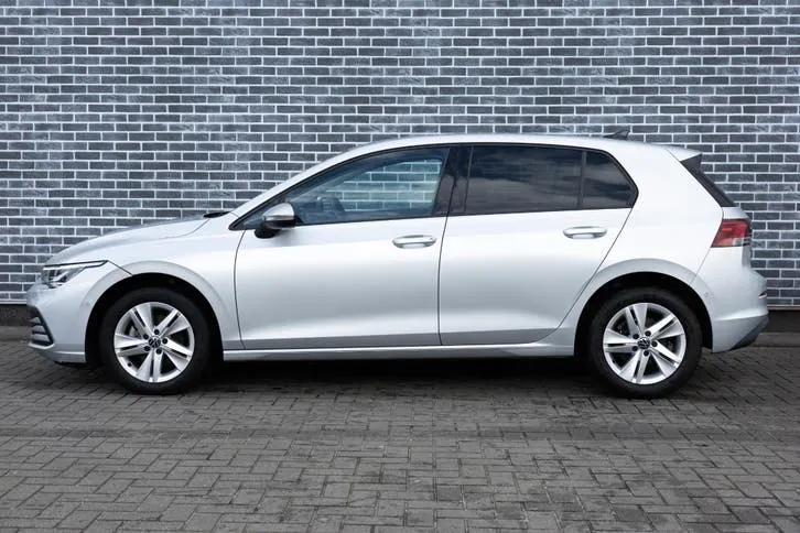 Volkswagen Golf 2022 photo 3