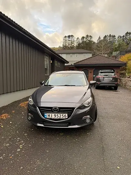 Mazda 3 2014 photo 3
