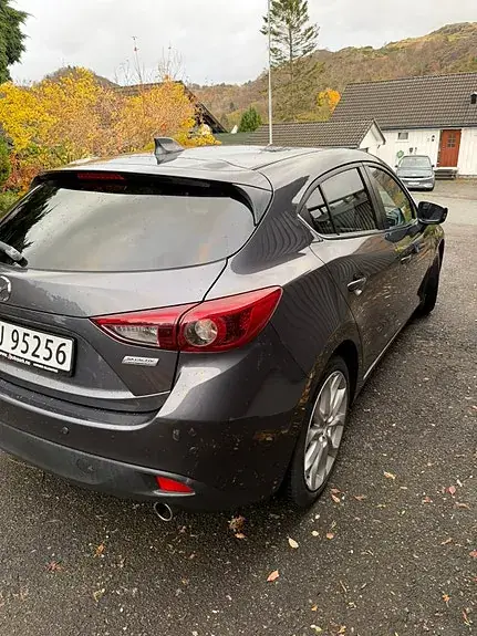 Mazda 3 2014 photo 4