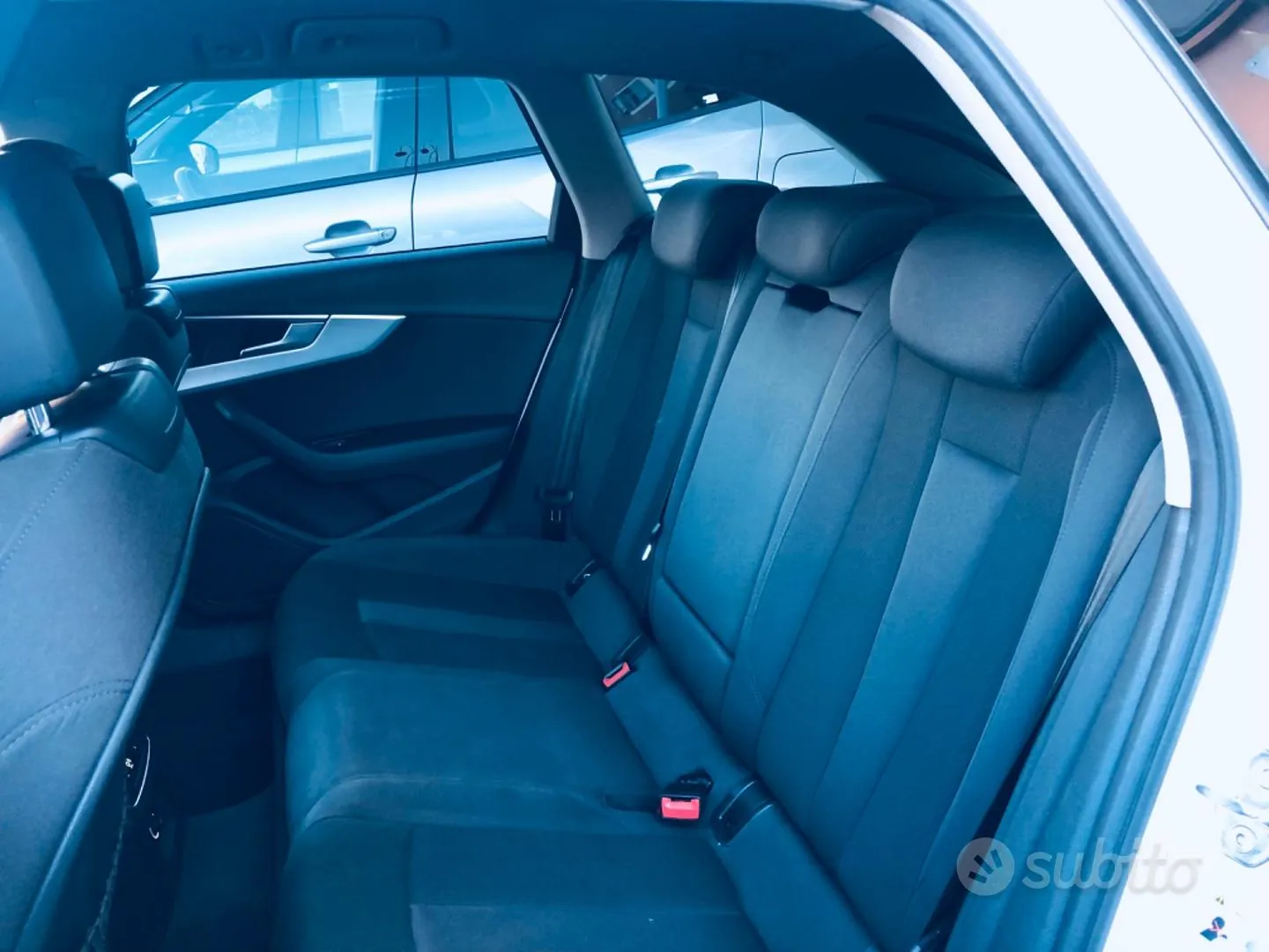 Audi A4 Avant 2017 photo 3
