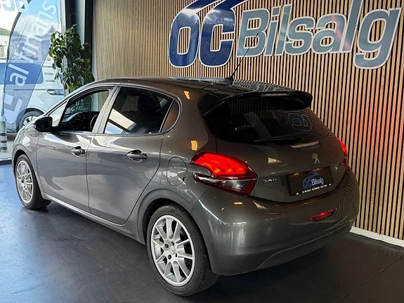 Peugeot 208 2017 photo 4