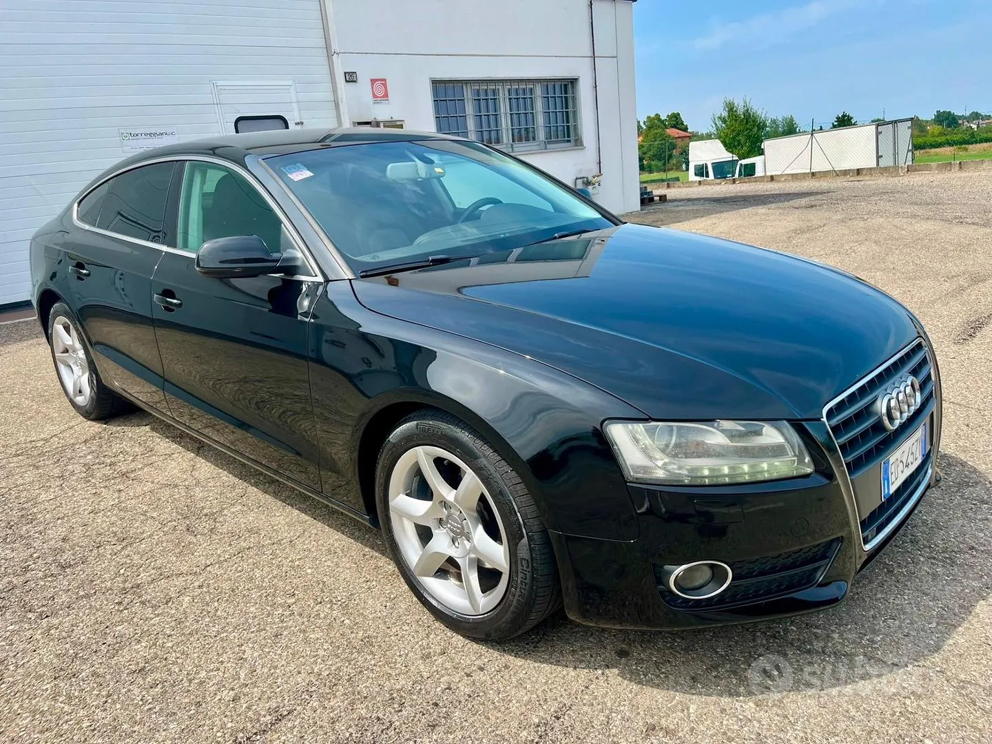 Audi A5 2011 photo 3