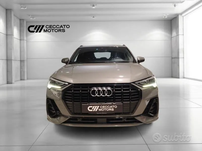 Audi Q3 2019 photo 2