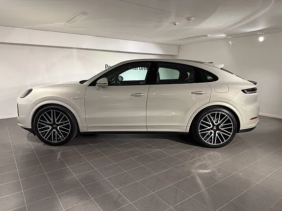 Porsche Cayenne 2024 photo 3