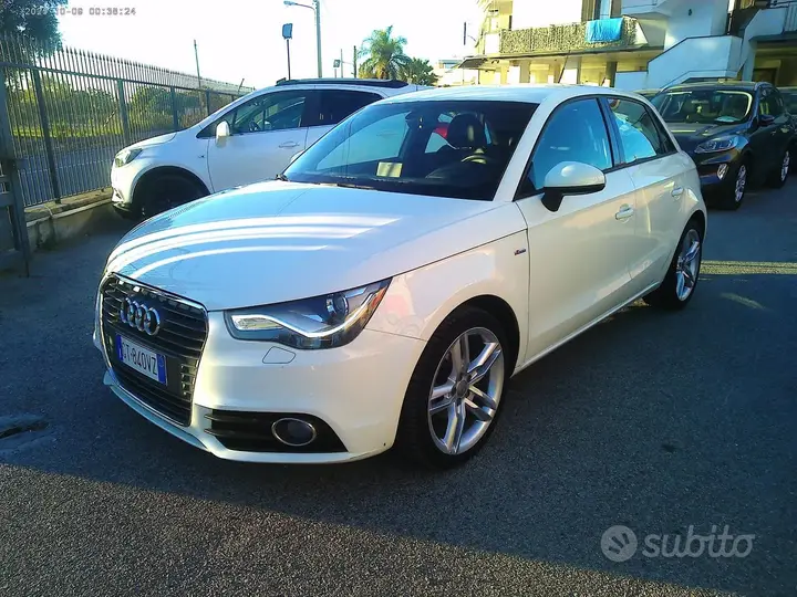 Audi A1 2014 photo 2