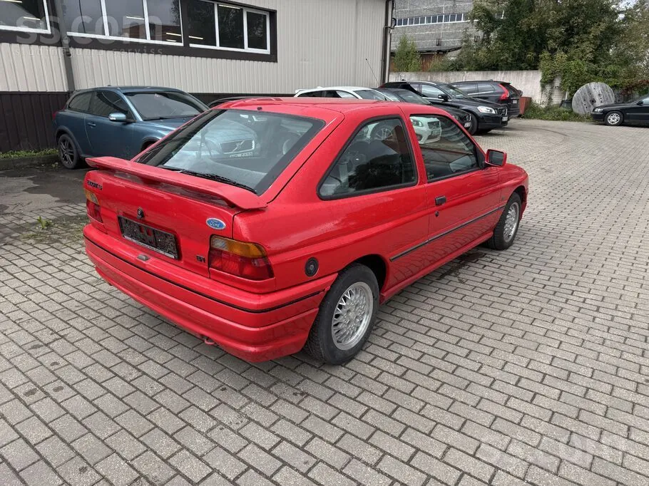 Ford Escort 1991 photo 3
