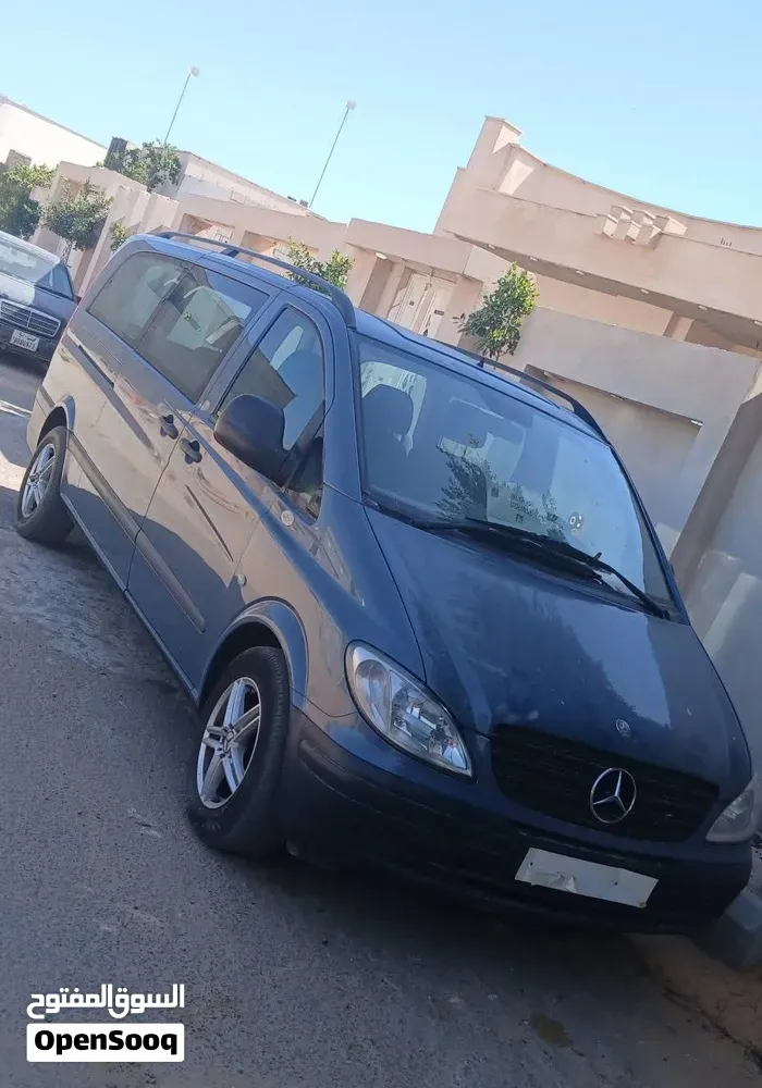 Mercedes-Benz V-Class 2007 photo 2