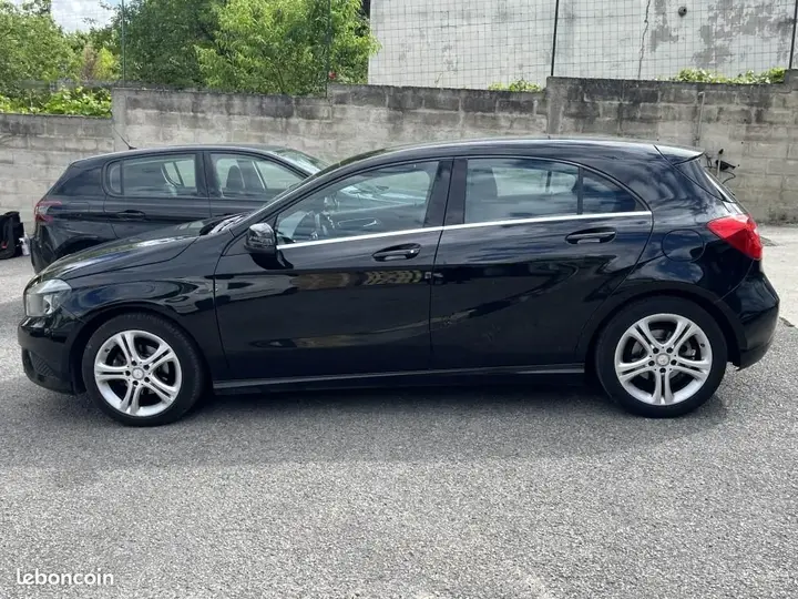 Mercedes-Benz A-Class 2015 photo 5