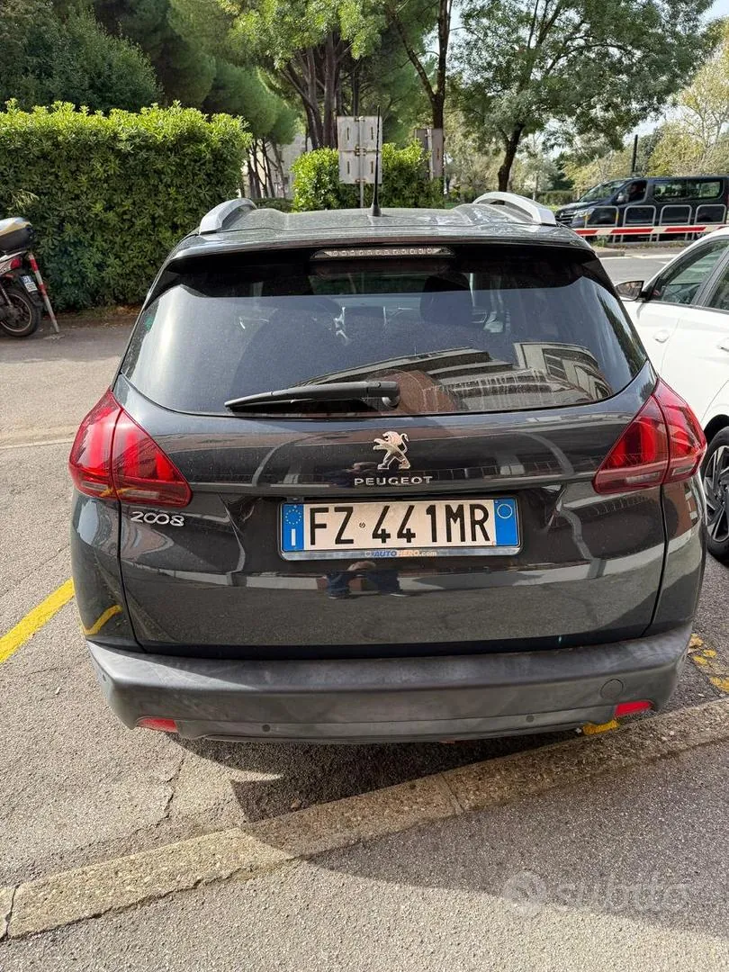 Peugeot 2008 2019 photo 5