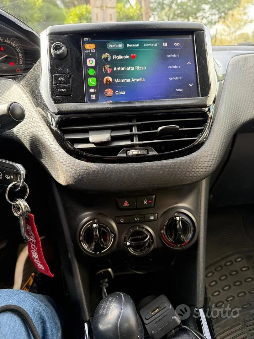 Peugeot 2008 2019 photo 2
