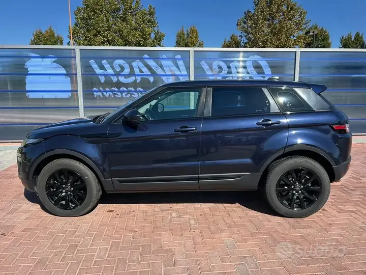 Land Rover Evoque 2018 photo 2