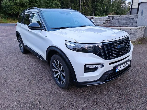 Ford Explorer 2020 photo 2
