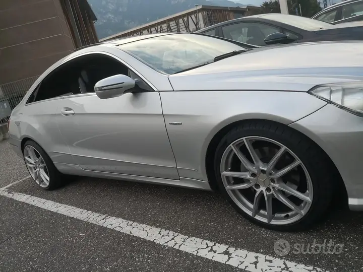 Mercedes-Benz C-Class 2010 photo 4