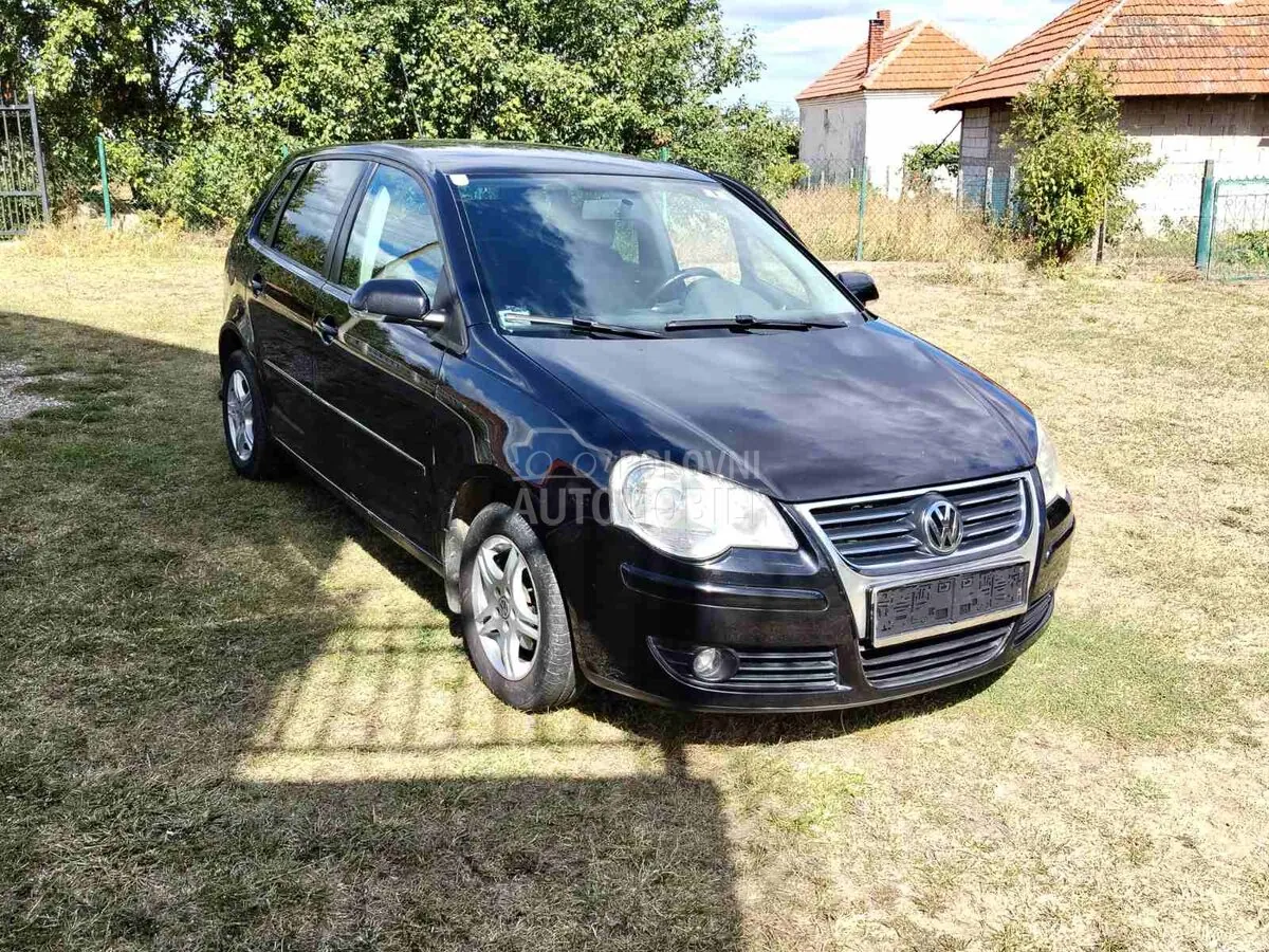 Volkswagen Polo 2009 photo 2