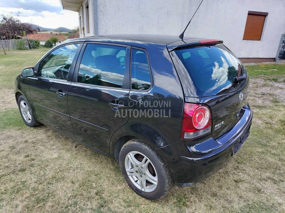 Volkswagen Polo 2009 photo 4