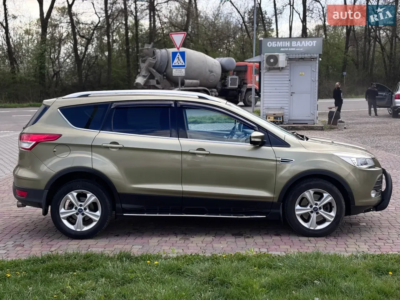Ford Kuga 2013 photo 5