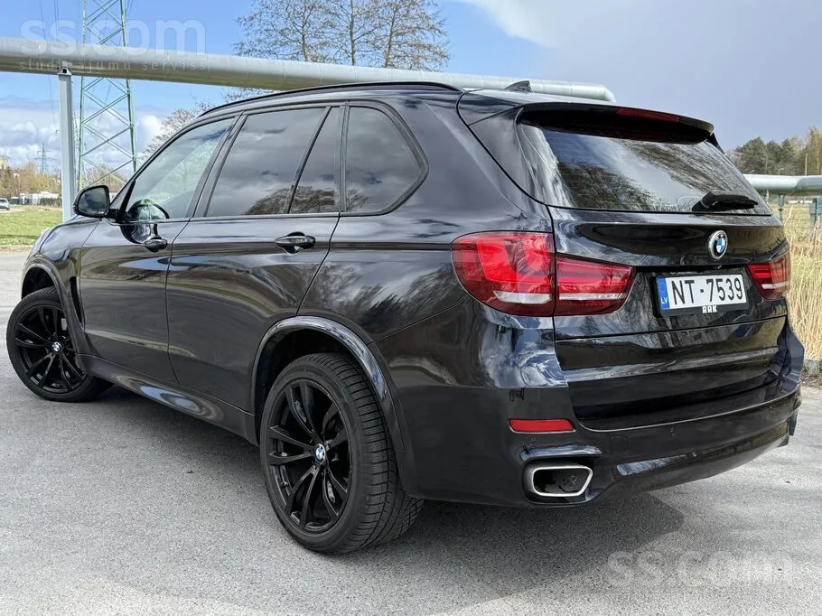 BMW X5 2015 photo 3