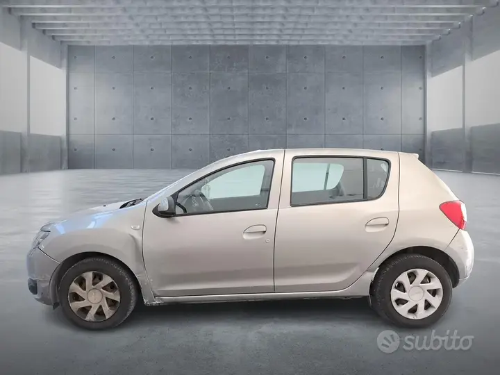 Dacia Sandero 2015 photo 4