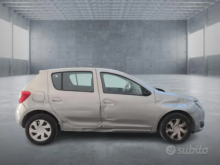 Dacia Sandero 2015 photo 5