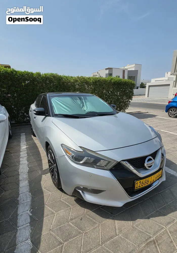 Nissan Maxima