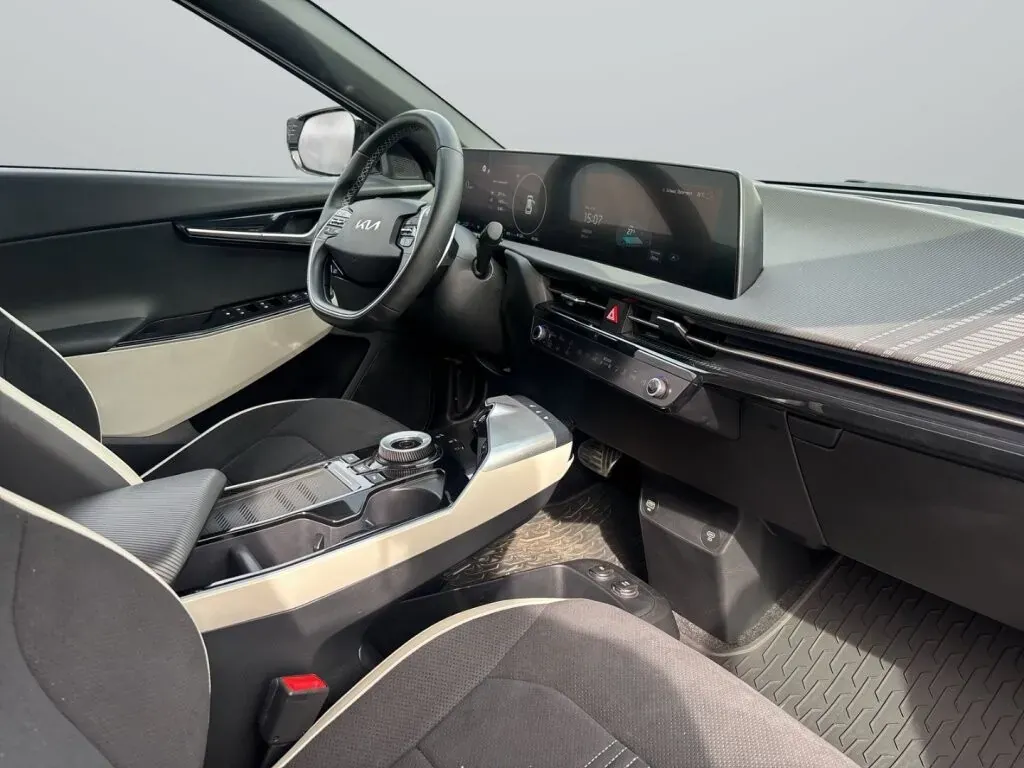 Kia Ev6 2023 photo 3