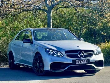 Mercedes-Benz E 63 2013 photo 2