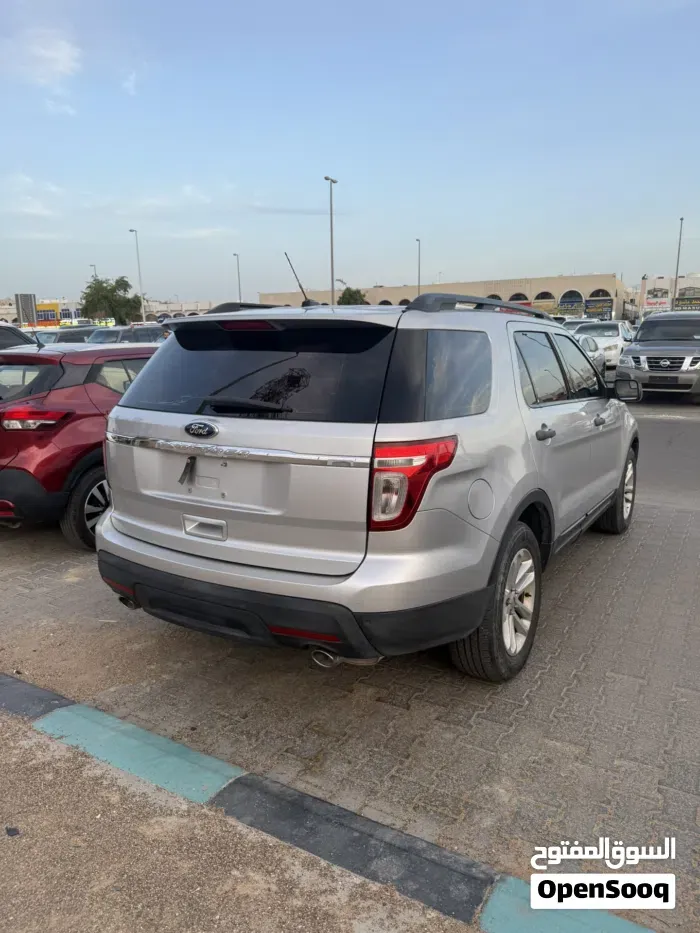 Ford Explorer 2015 photo 4