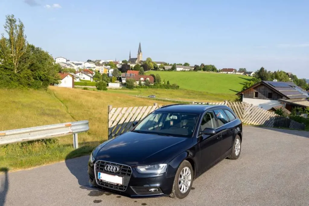 Audi A4 2015 photo 3