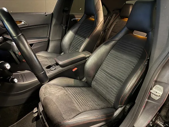 Mercedes-Benz Cla200 2013 photo 5