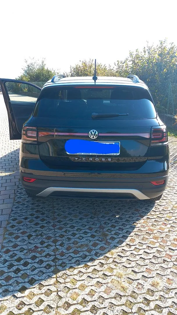 Volkswagen T-Cross 2019 photo 2