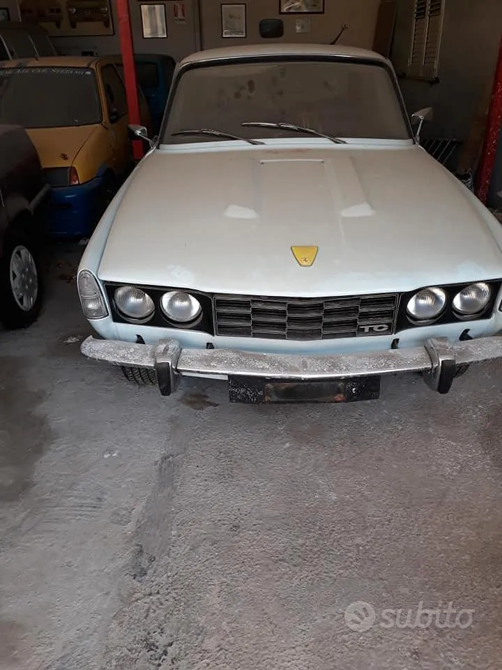 Rover 200 1970 photo 2
