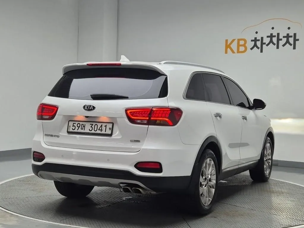 Kia Sorento 2018 photo 3
