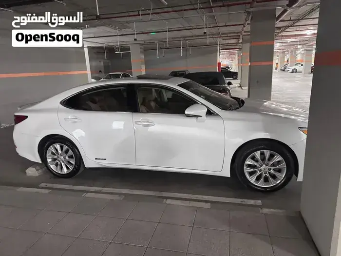 Lexus Es 2013 photo 2